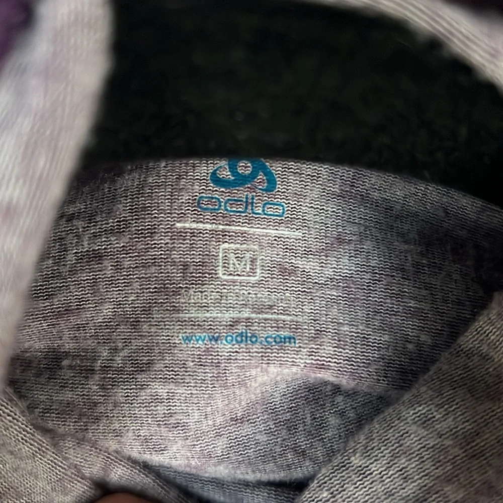 Odlo “cold gear” style turtleneck running top - Picture 7 of 7